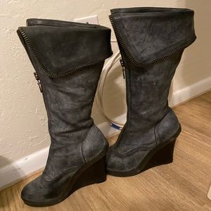 Fun Rocker Wedge Pirate Knee High Zipper UES Distressed Boots 8